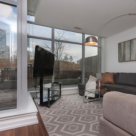 Applewood Suites - Condo Townhome 多伦多 外观 照片