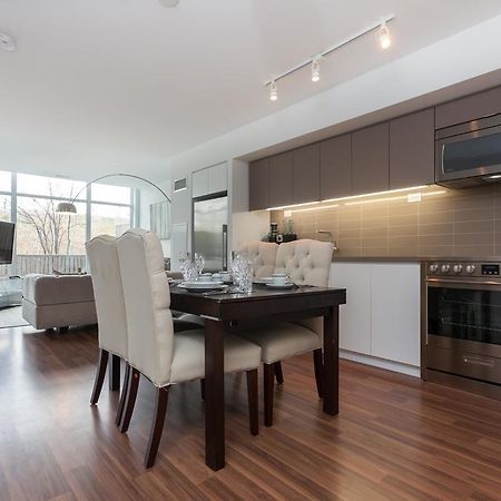 Applewood Suites - Condo Townhome 多伦多 外观 照片