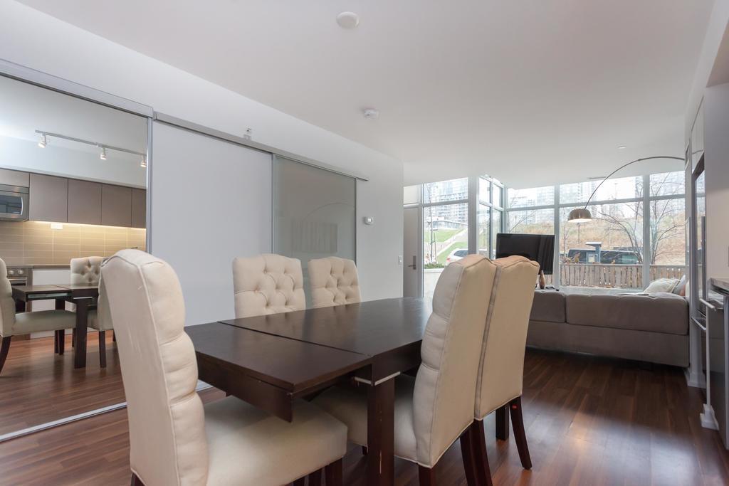 Applewood Suites - Condo Townhome 多伦多 外观 照片