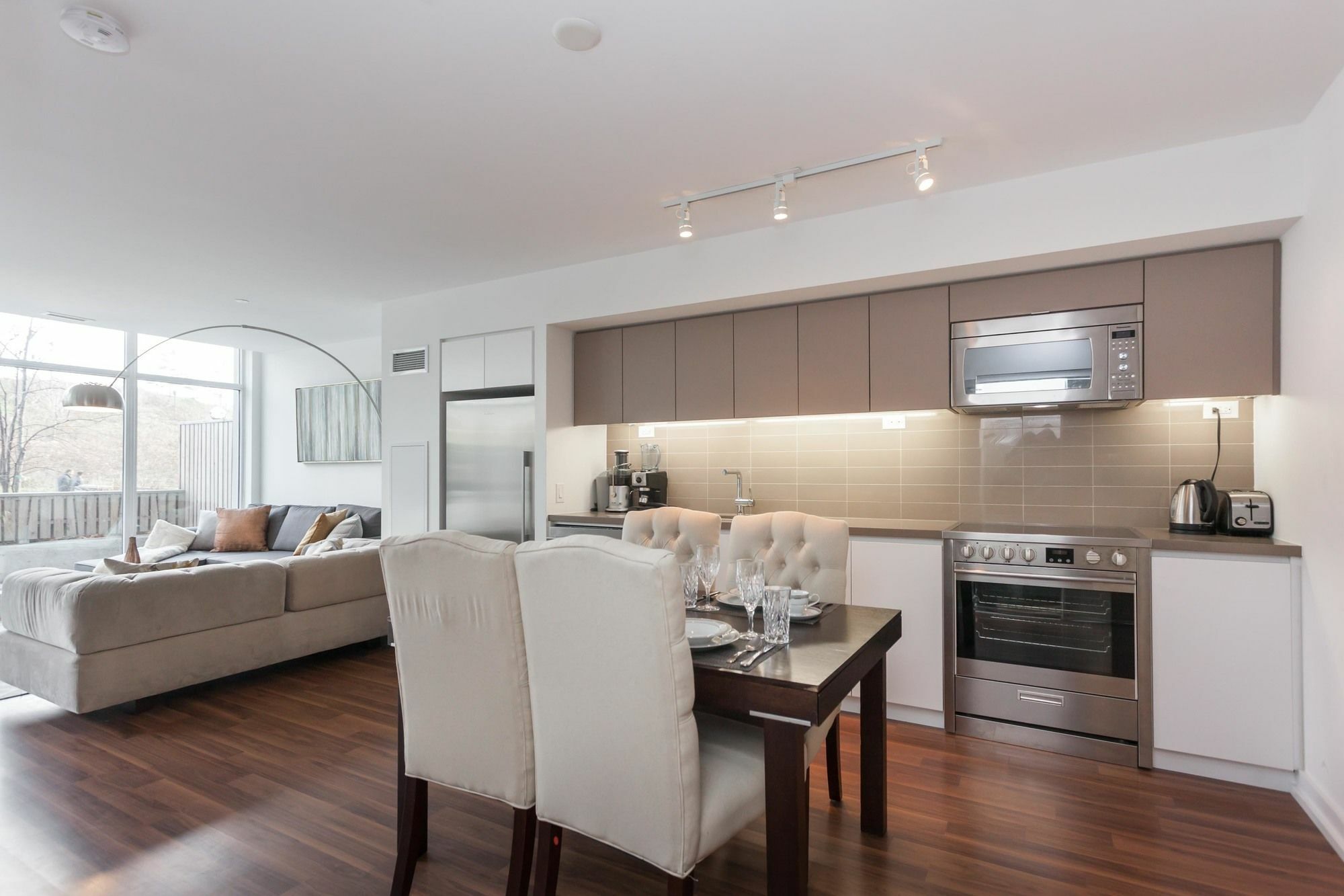 Applewood Suites - Condo Townhome 多伦多 外观 照片